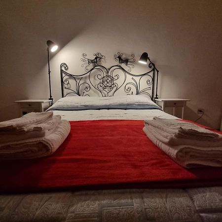 Sa Stiddiosa Guesthouse Gadoni Buitenkant foto