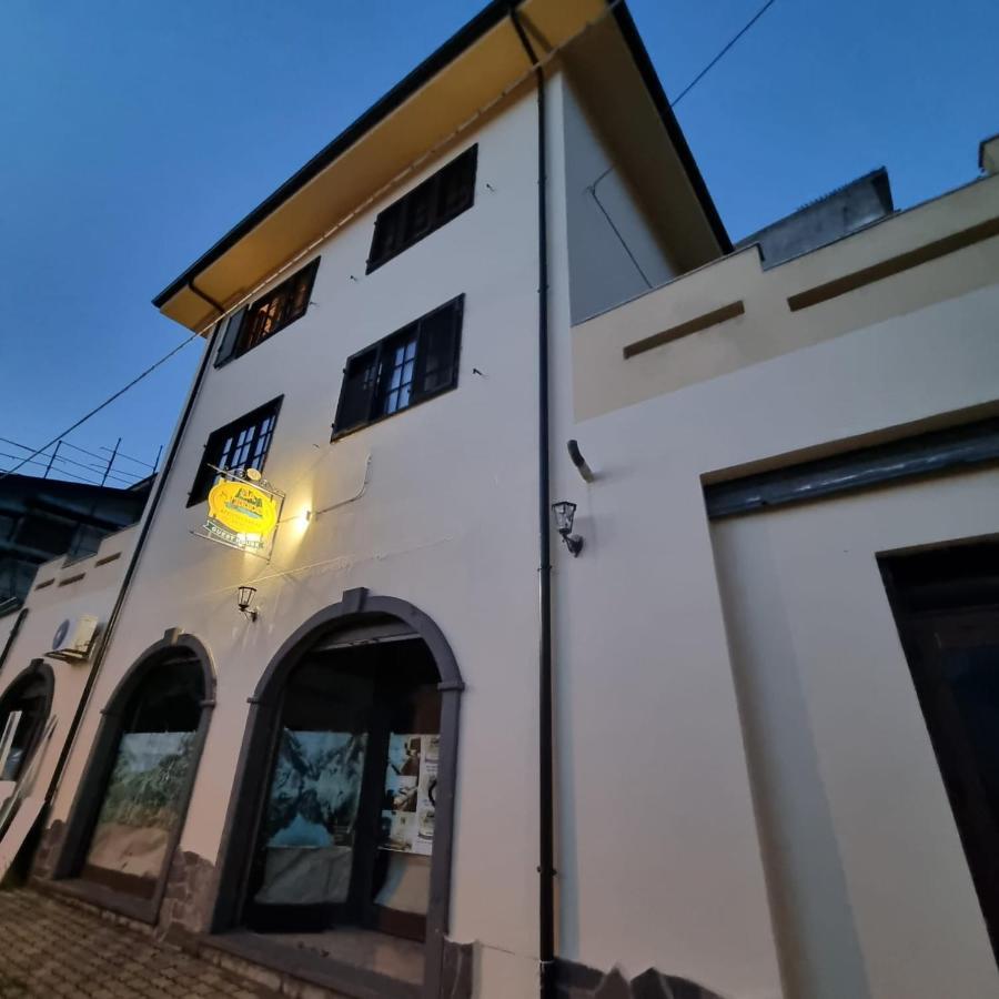 Sa Stiddiosa Guesthouse Gadoni Buitenkant foto